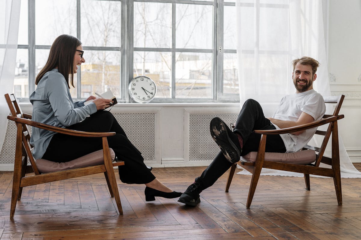 Séance de thérapie de couple dans un cadre bienveillant
